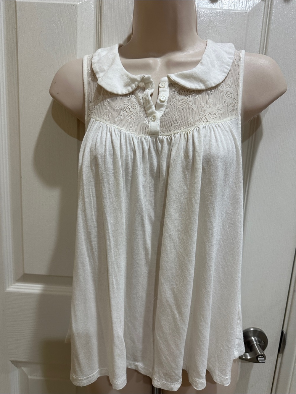 Forever 21 White Lace Yoke Peter Pan Collar Sleep Tank